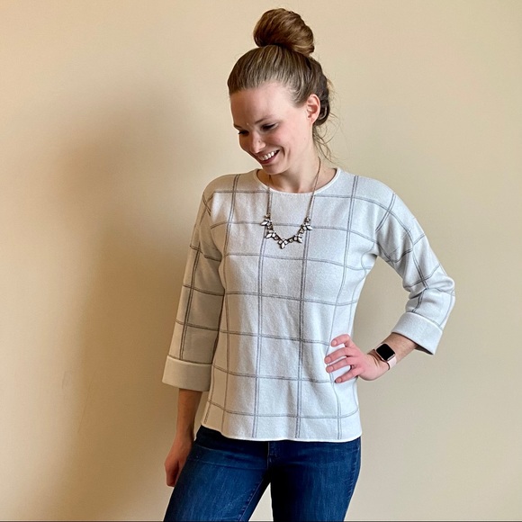 Tahari | Sweaters | Nwot Tahari Window 